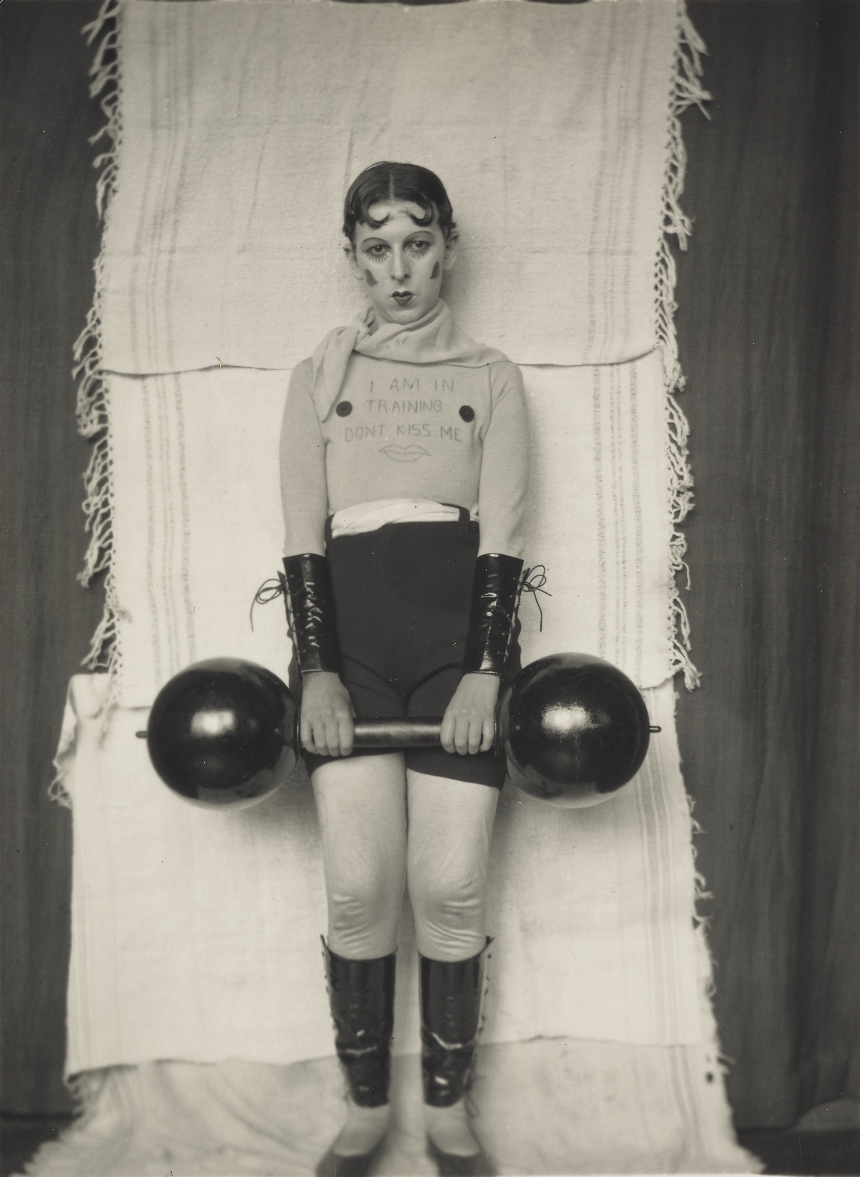 LOT 34 - Claude Cahun - Autoportrait, 1927 - €40,000-60,000